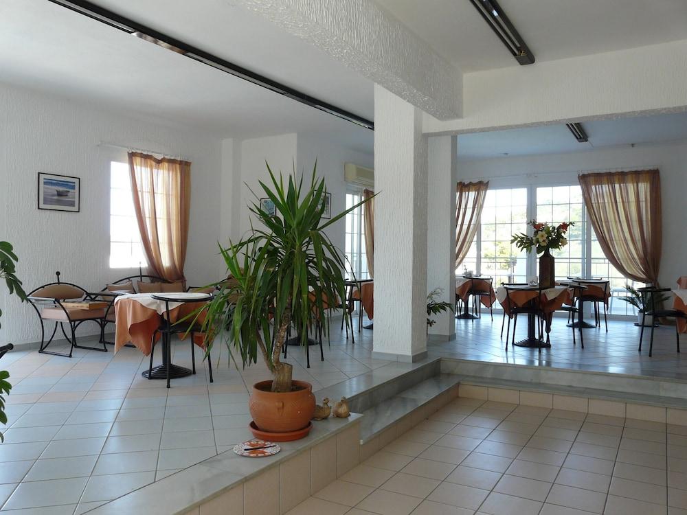 Punta Anamar Skiathos Hotel מראה חיצוני תמונה
