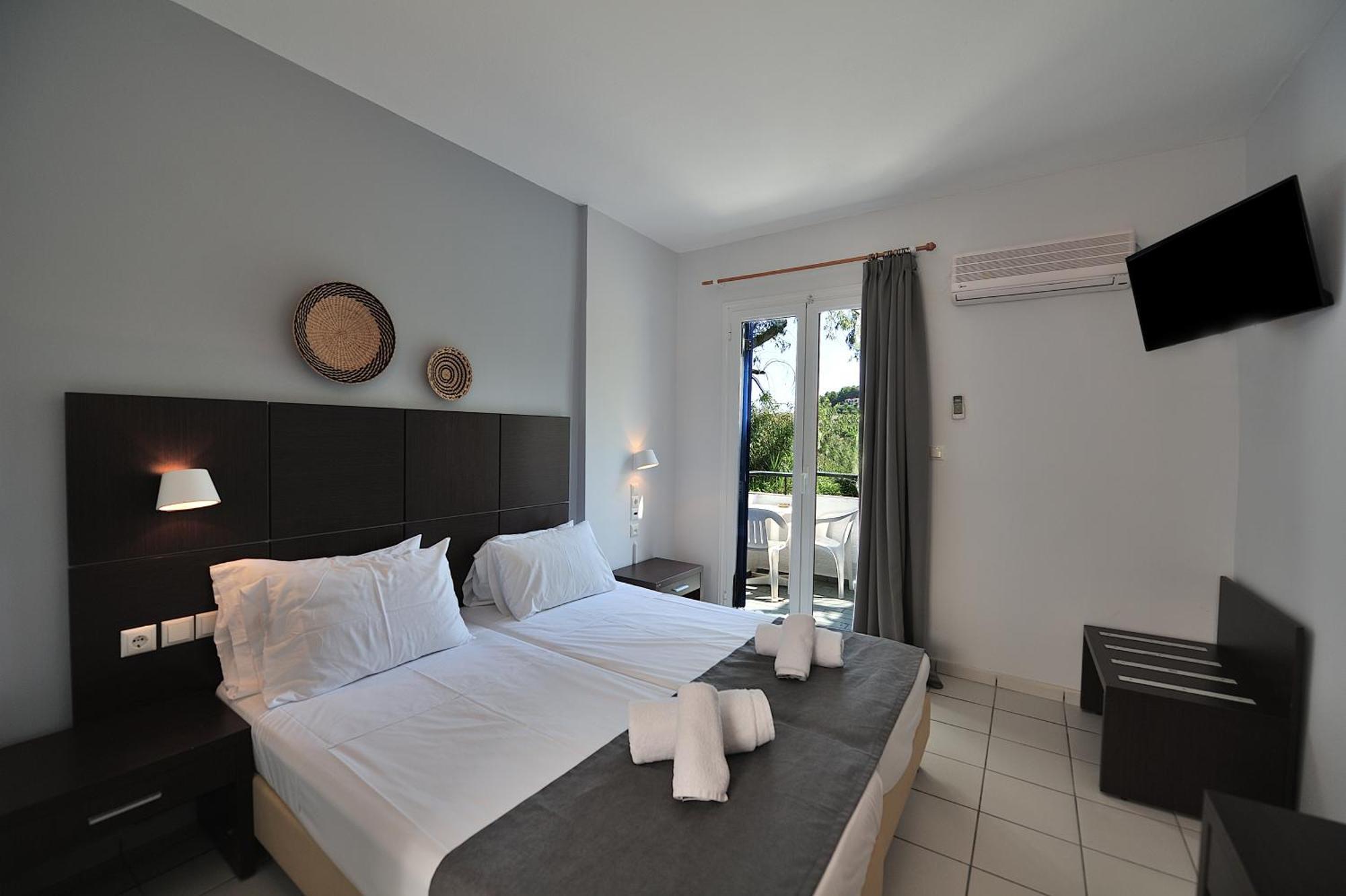 Punta Anamar Skiathos Hotel חדר תמונה
