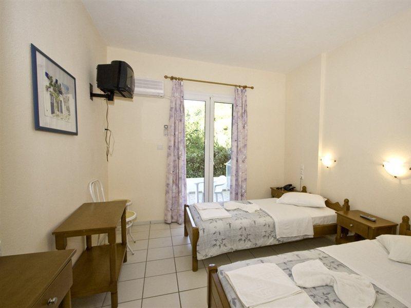 Punta Anamar Skiathos Hotel מראה חיצוני תמונה